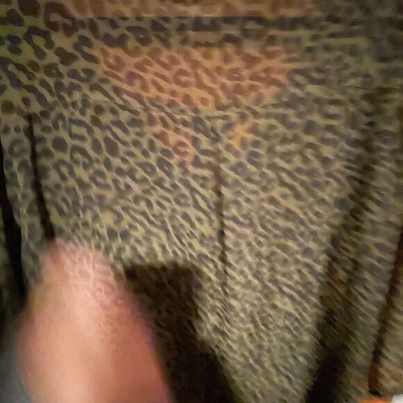 Green Leopard Blouse  - Picture 5 of 6
